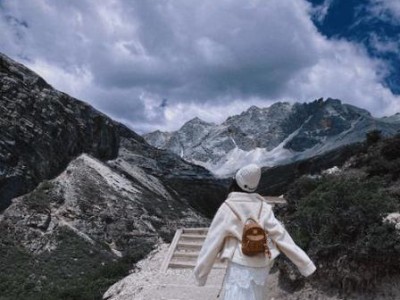 深夜收到阿杰消息，在成都五年却像假成都人，咋摆脱游客式打卡？